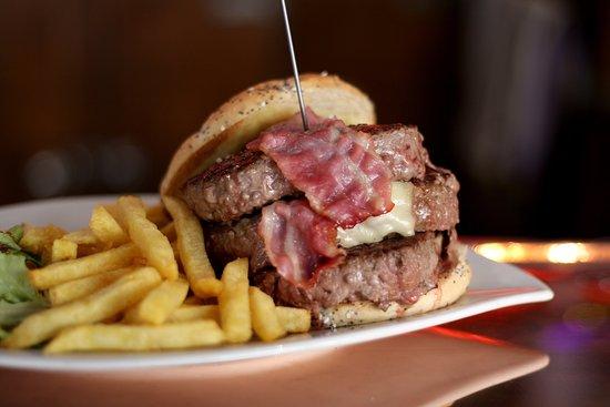 Le Comptoir Bar Restaurant