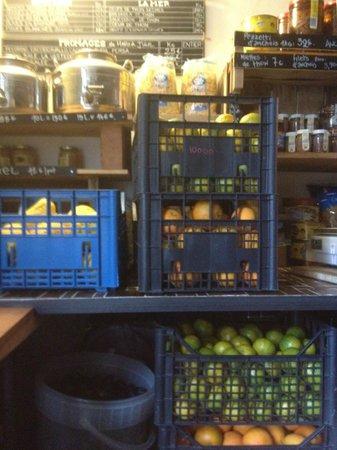 La Tete Dans les Olives