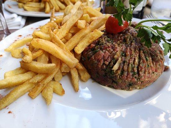 Au Village des Ternes