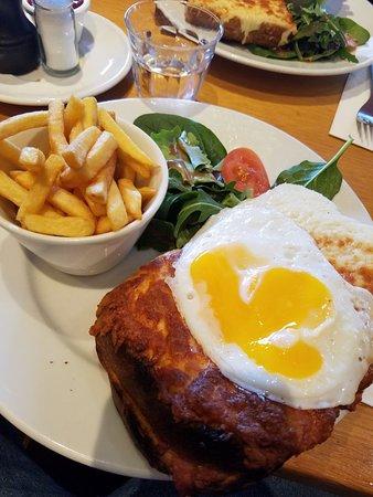 Aux Tours de Notre-Dame