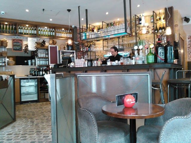 Chez Papa 15