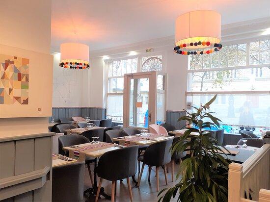 Oi Songsong Restaurant Coreen