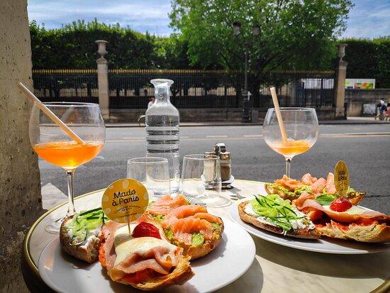 Mado a Paris