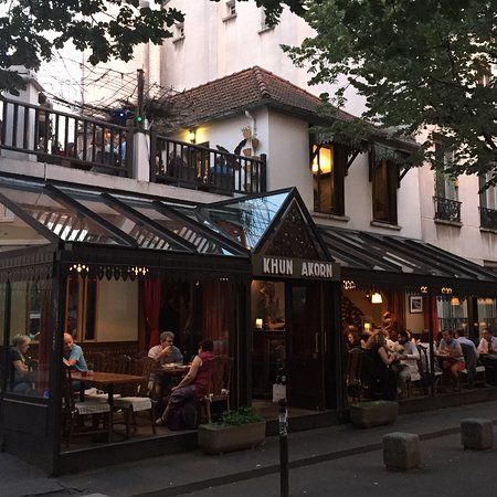 Khun Akorn International