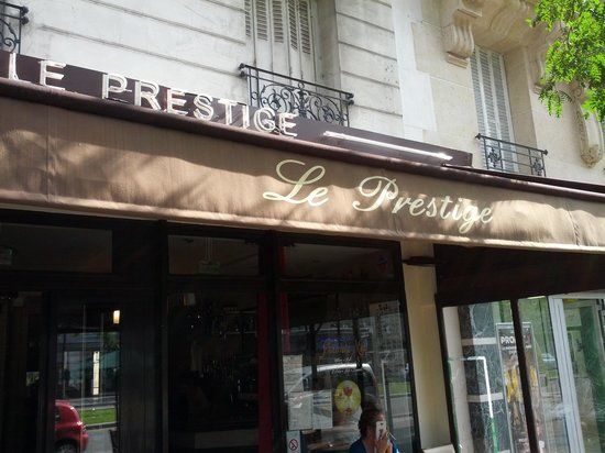 Le Prestige Cafe & Brasserie